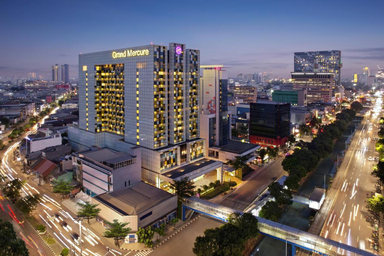 แกรนด์ เมอร์เคียว จาการ์ต้า ฮาร์โมนี โฮเต็ล Hotel จาการ์ตา ภายนอก รูปภาพ