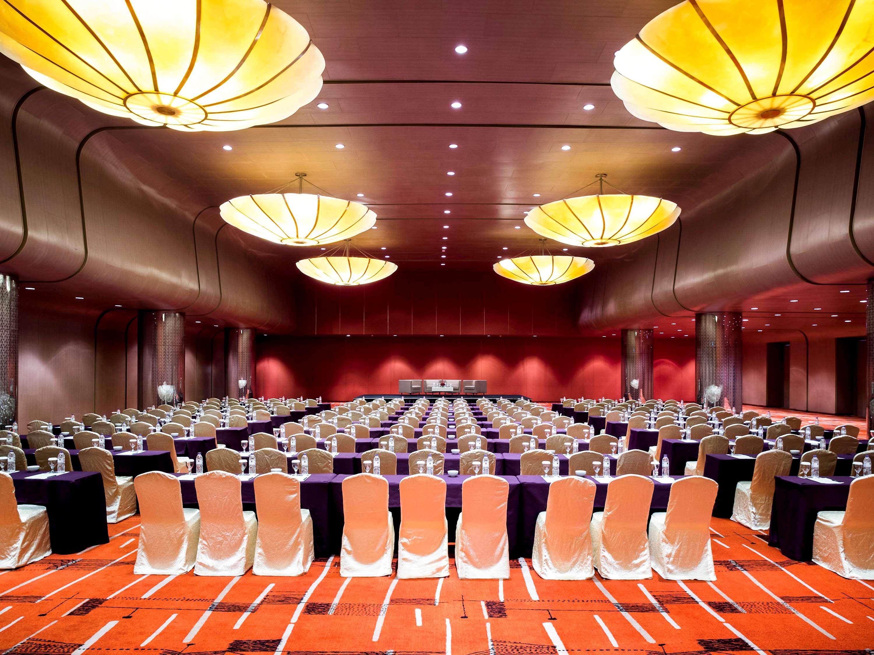 แกรนด์ เมอร์เคียว จาการ์ต้า ฮาร์โมนี โฮเต็ล Hotel จาการ์ตา ภายนอก รูปภาพ